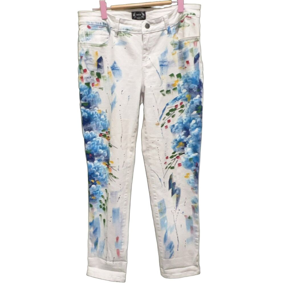 A.Z.I Women's White Straight Leg Jeans Size 8 Cotton Paint Art Pockets